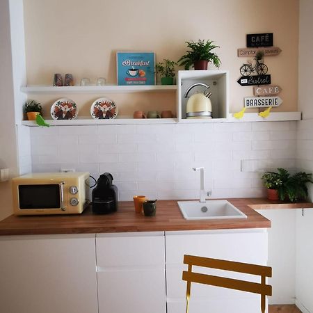 Apuleio 11 Lägenhet Rom Exteriör bild